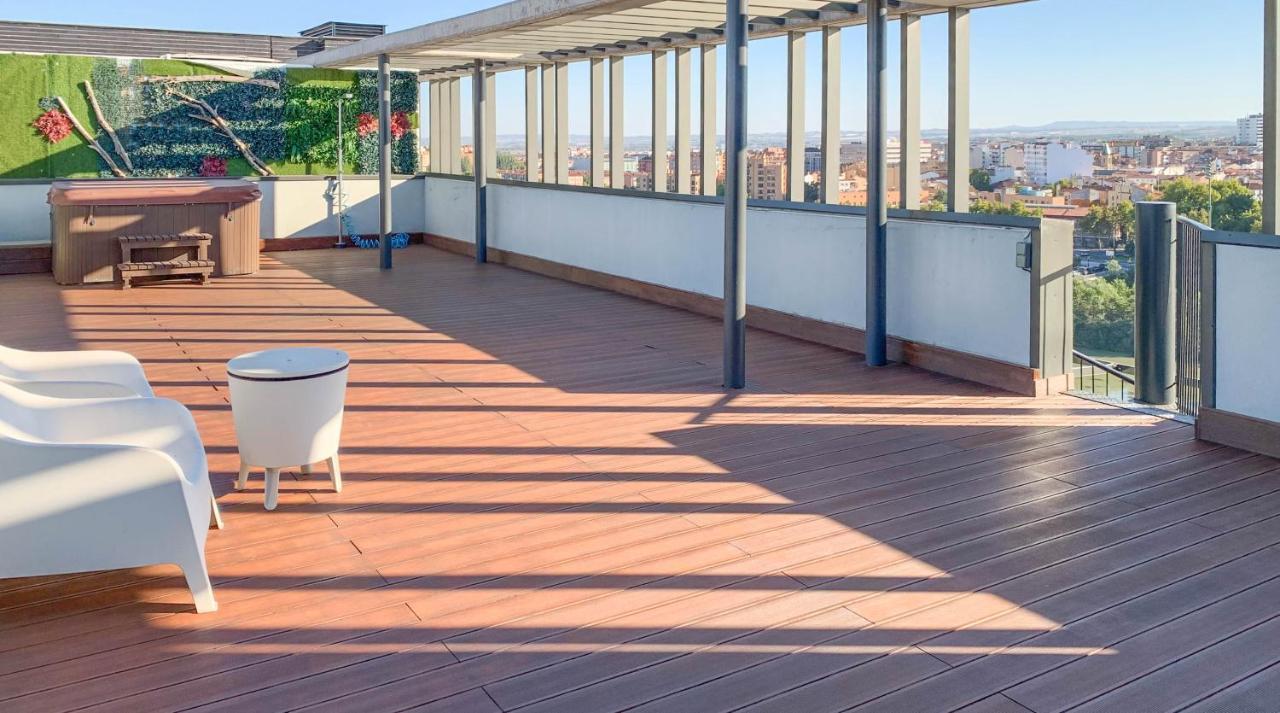 Ático mejores vistas al Pilar jacuzzi y garaje Zaragoza Exterior foto